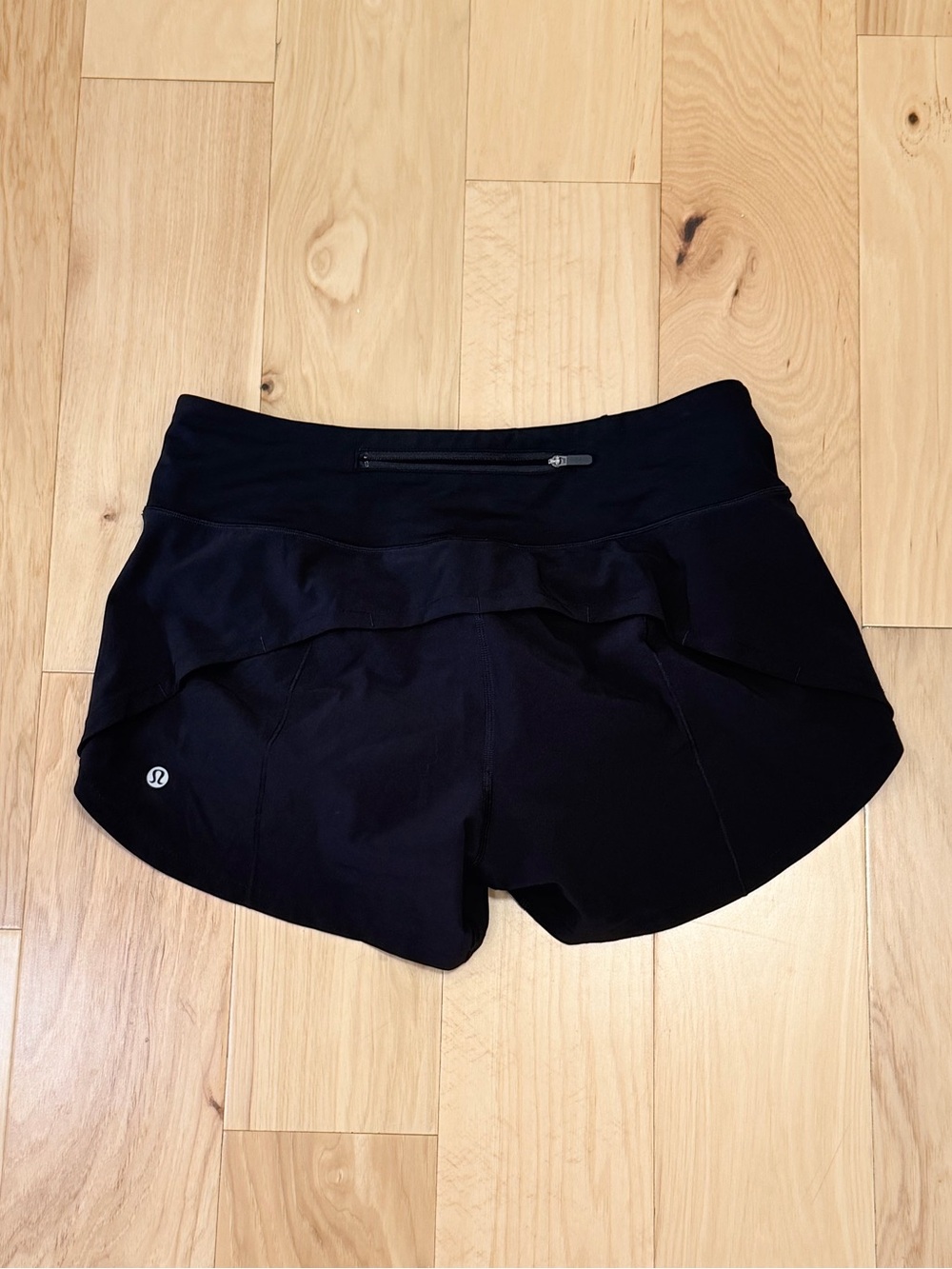 LIKE NEW Lululemon Women’s Speed Up Short Long *4”